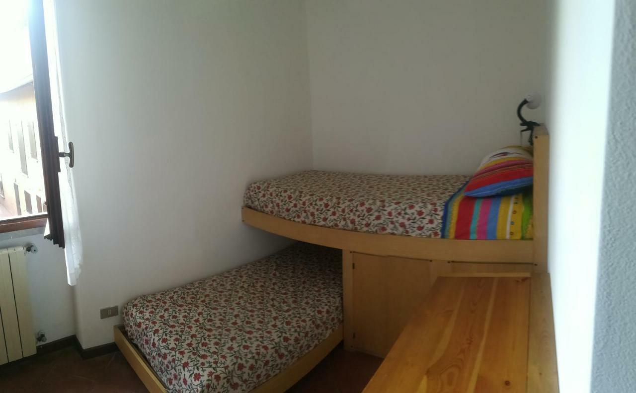 Holiday House Camillina Salò Екстериор снимка