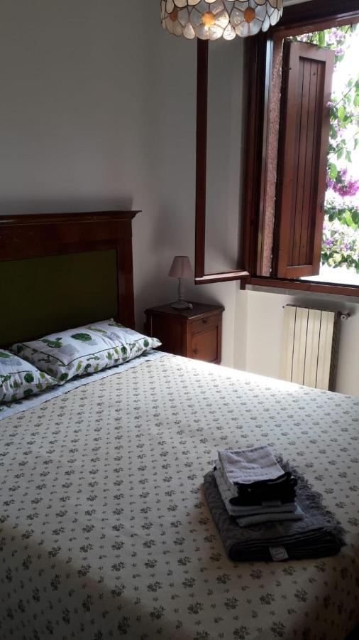 Holiday House Camillina Salò Екстериор снимка